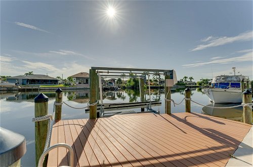 Foto 26 - Cape Coral Waterfront Home w/ Swimming Dock & Pool