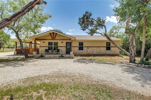 Photo 18 - Pet-friendly Texas Home w/ Furnished Patio & Grill
