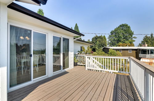 Photo 16 - Serene Forest Grove Home w/ Deck & Stunning Views