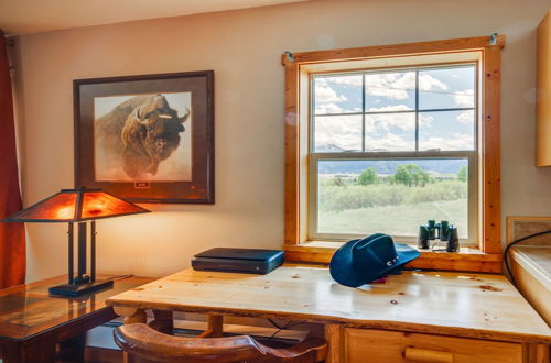 Photo 10 - Montana Vacation Rental: 32 Mi to Yellowstone