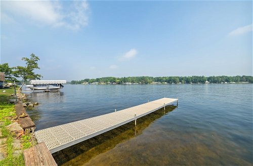 Foto 33 - Lakefront Gladwin Vacation Rental w/ Deck & Dock