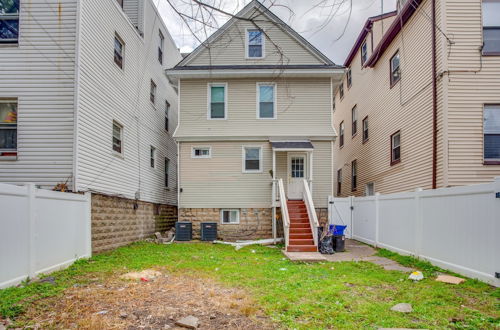 Foto 10 - Vibrant East Orange Townhome Near Red Bull Arena