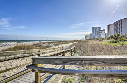 Foto 30 - Central Myrtle Beach Condo w/ Ocean-view Balcony