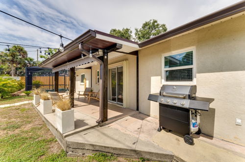 Foto 16 - Nokomis Home w/ Screened Pool, 3 Mi to Beaches