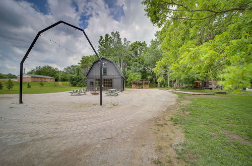 Photo 3 - Well-appointed Tulsa Home w/ Fire Pit & Patio