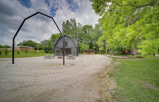 Photo 3 - Well-appointed Tulsa Home w/ Fire Pit & Patio