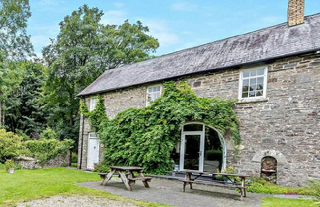 Lovely 7-bed Apartment in Llandysul - Foto 1