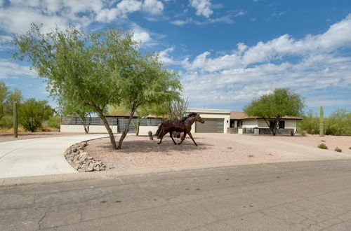 Foto 11 - Luxury Fountain Hills Escape w/ Pool, Spa & Casita