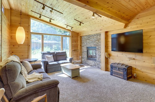 Photo 1 - Cozy Provo Retreat With a Charming Fireplace