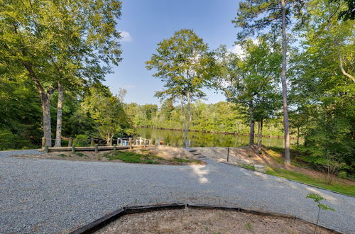 Photo 33 - Waterfront Hartfield Vacation Rental w/ Dock