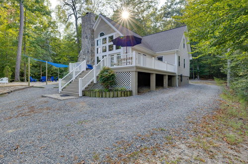 Photo 4 - Waterfront Hartfield Vacation Rental w/ Dock