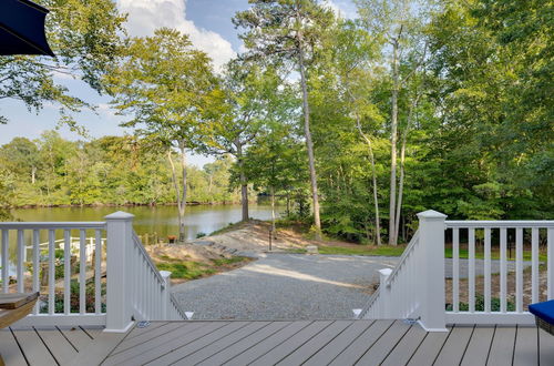 Photo 37 - Waterfront Hartfield Vacation Rental w/ Dock