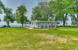 Photo 1 - Cozy Beachfront Cottage on Lake Ontario