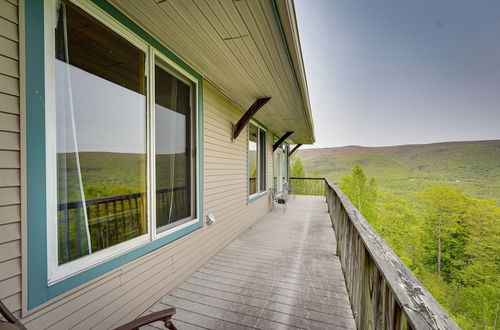 Photo 26 - Enchanting Dorset Mountain Home w/ Stunning Views