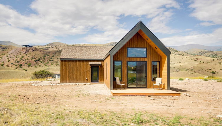 Photo 1 - Yellowstone Prairie Retreat: 360 Mountain Views