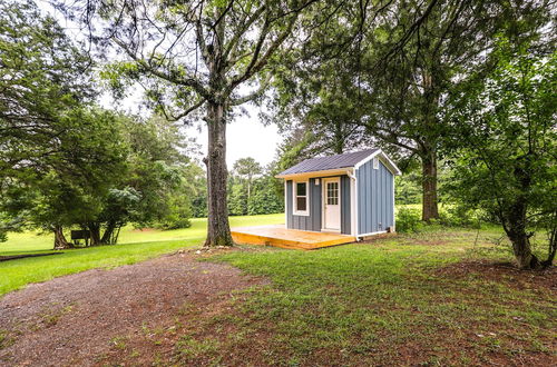 Photo 9 - Blythewood Modern Cottage Retreat: Deck & Grill