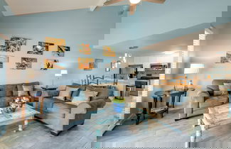 Foto 2 - Bright Key Allegro Condo w/ Community Outdoor Pool