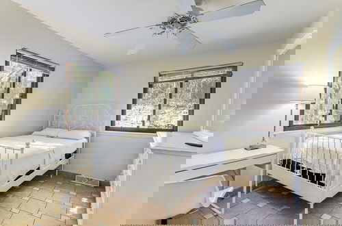 Foto 5 - Spacious King of Prussia Home w/ 2 Game Rooms