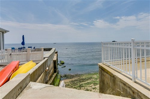Foto 8 - Cozy Westbrook Vacation Rental - Walk to Beach
