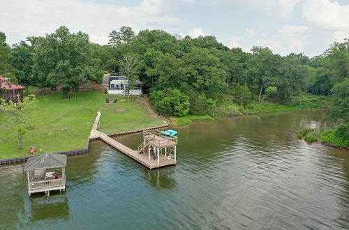 Foto 14 - Home On Lake Bob Sandlin w/ Private Boat Dock