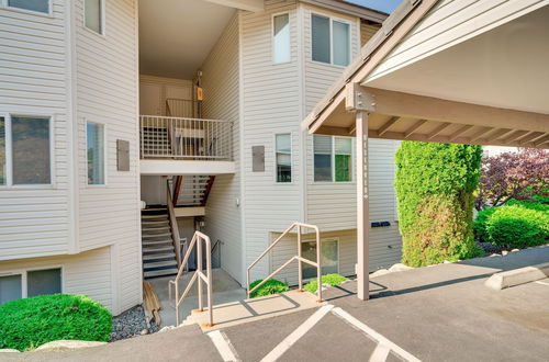 Photo 31 - Chelan Vacation Rental w/ Balcony & Views