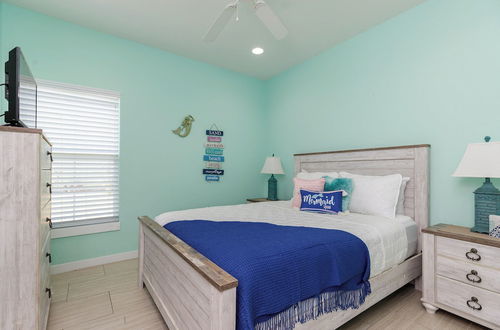 Photo 10 - Pet Friendly Shared Pool Sleeps 14