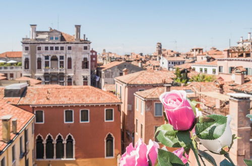 Photo 18 - Venice Luxury Palace 9 by Wonderful Italy