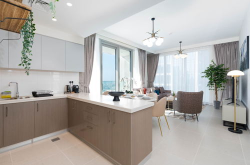 Photo 10 - Whitesage - Luxe Living Overlooking Sea Views in Forte Tower 2