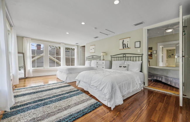 Casa Doble - Two Units, One Location! - Foto 7
