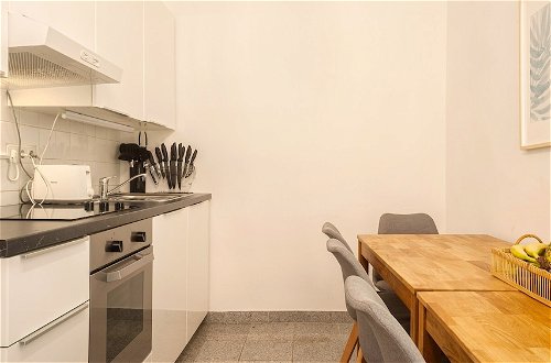 Foto 29 - Designer Apartment - 5 min to Center