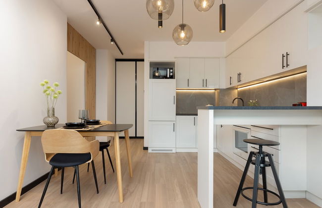 Piaseczno Stylish Apartment by Renters - Photo 22