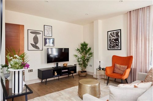 Photo 7 - The Wandsworth Haven - Bright 2bdr Flat