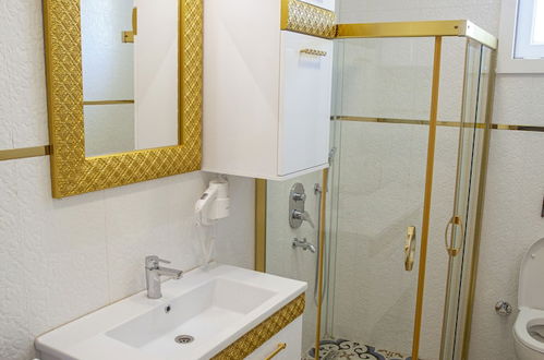 Photo 20 - Yellow Villa Marmaris Daily Weekly Rental