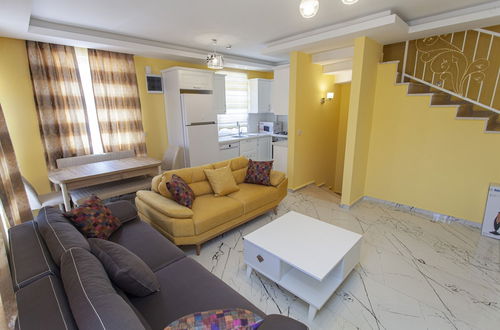 Photo 13 - Yellow Villa Marmaris Daily Weekly Rental