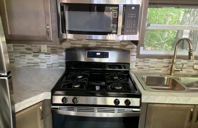 Lincolnwood Tiny House 12 - Photo 8