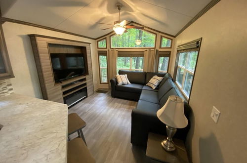 Photo 13 - Lincolnwood Tiny House 12