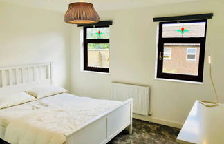 Foto 2 - Sunny 3BD House W/private Garden - Wapping