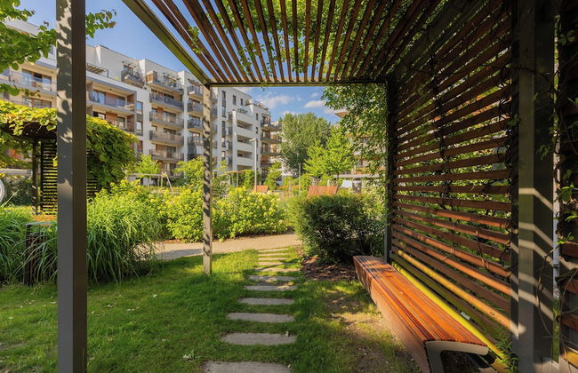 Modern Zoliborz Apartment by Renters - Photo 46
