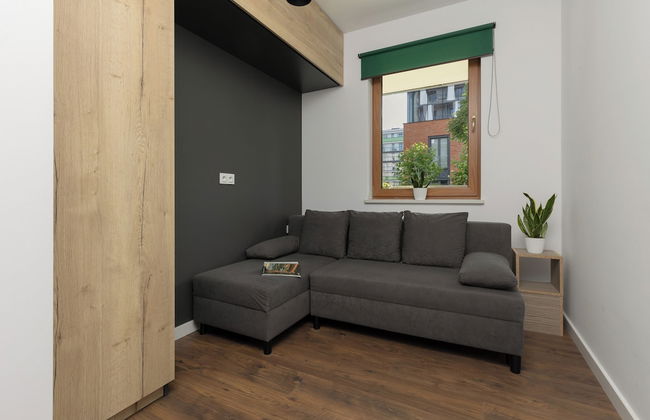 Modern Zoliborz Apartment by Renters - Photo 5