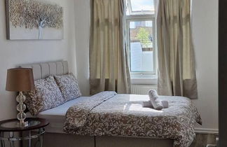 Photo 2 - Cosy Flat Near Tower Bridge