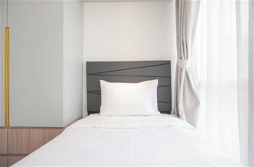 Photo 6 - Comfort And Elegant 2Br Sudirman Suites Apartment