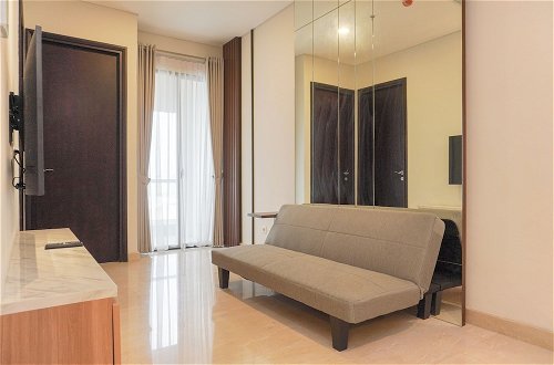 Photo 12 - Comfort And Elegant 2Br Sudirman Suites Apartment