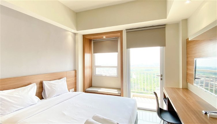 Foto 1 - Minimalist And Homey Studio Apartment At Mustika Golf Residence