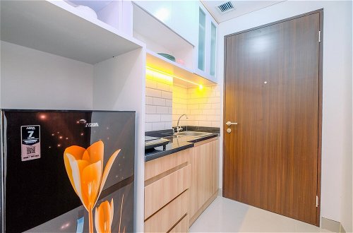 Photo 6 - Cozy Living And Homey Studio Transpark Cibubur Apartment