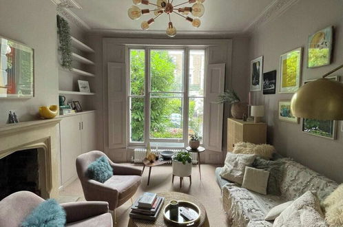 Foto 15 - Luxury 2BD Flat W/private Garden - Kentish Town