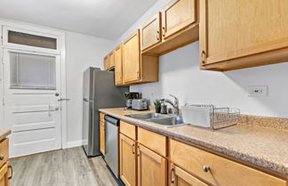 Photo 3 - Chicago Vibe 1BR apt near Roscoe Village