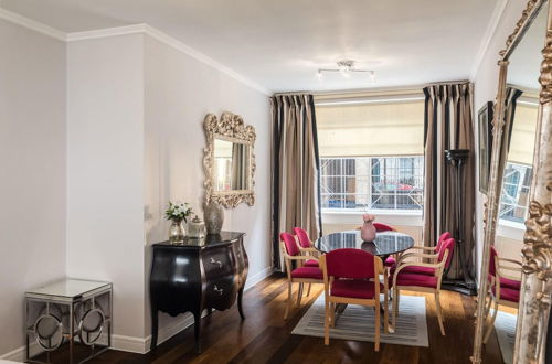 Photo 1 - Picktheplace 3-bedroom Portman Square