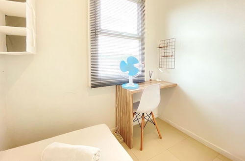 Photo 3 - Cheerful And Homey 2Br Apartment At Parahyangan Residence