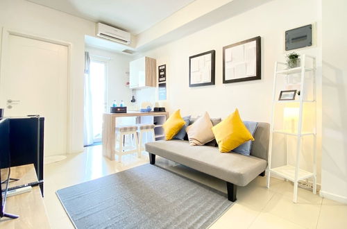 Photo 21 - Cheerful And Homey 2Br Apartment At Parahyangan Residence