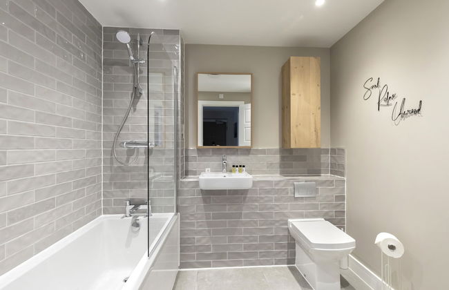 Elliot Oliver - Luxurious 2 Bedroom Apartment With Parking - Foto 16